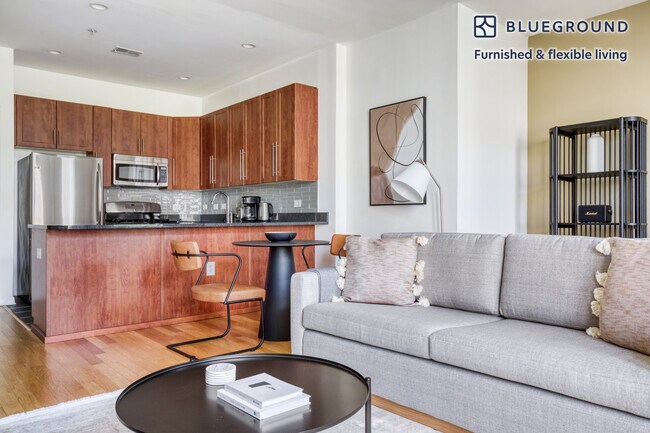 Photo - 831 Monroe St Unidad FL3-ID839