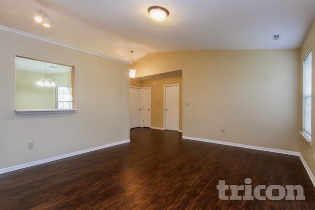 Photo - 4211 Dunedin Ct