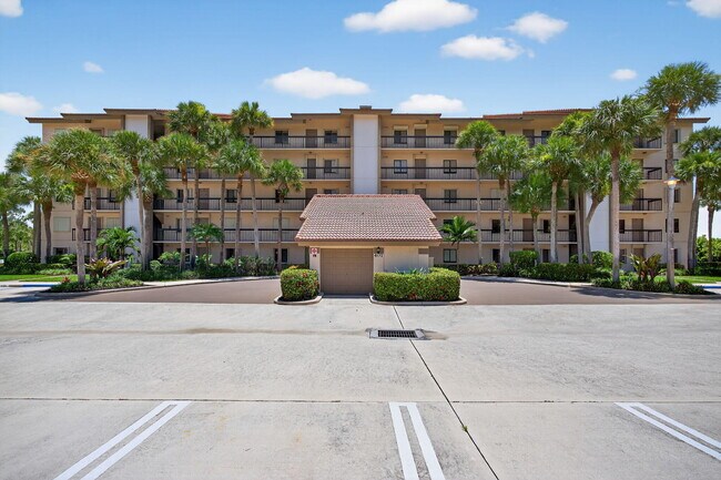 Photo - 401 Ocean Bluffs Blvd Unidad 205