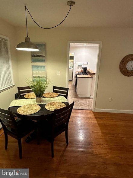 Photo - 8754 Signal Hill Rd