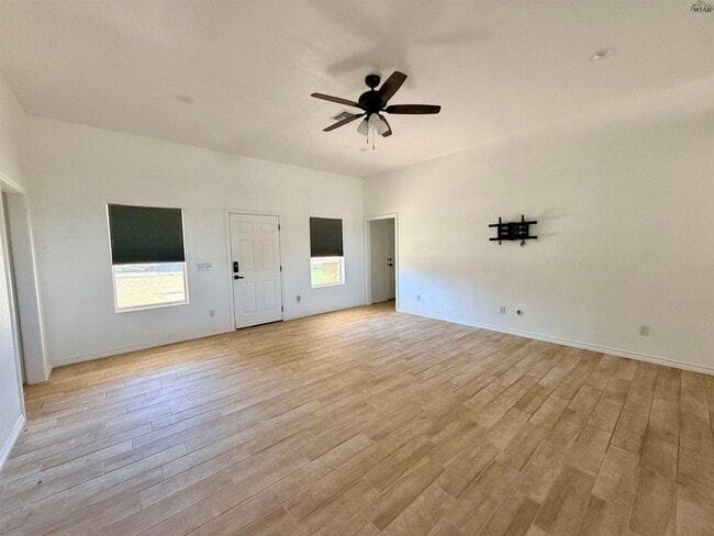 Photo - 3258 Northwest Dr