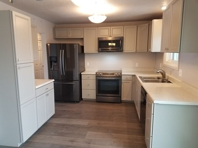 Photo - House For Lease