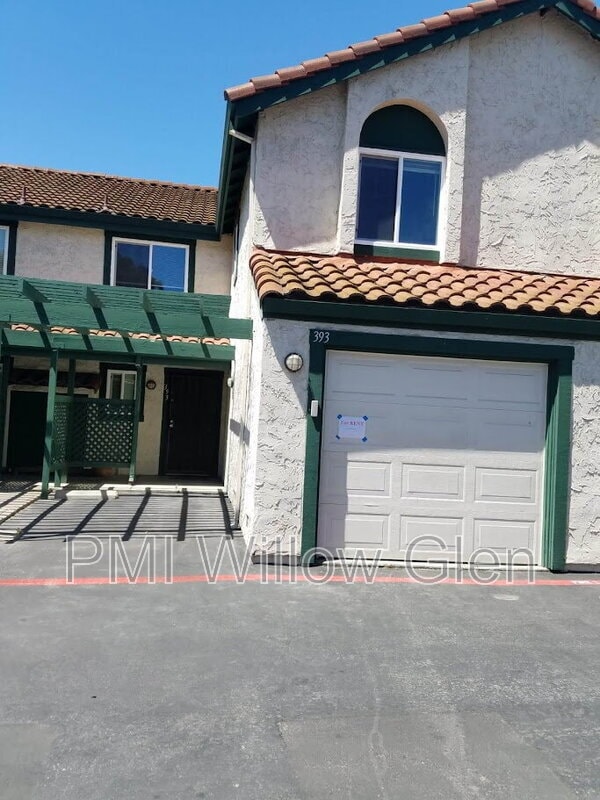 Building Photo - 393 Englert Ct