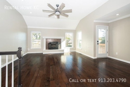 Photo - 582 W Layton St
