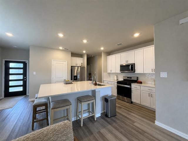 Building Photo - 205 Greenbriar Dr