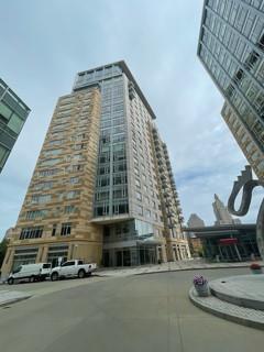 Building Photo - 100 W Exchange St Unit #1402
