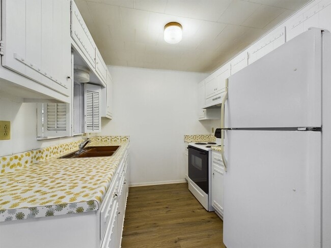 Photo - 100 NW Hills Dr Unidad 19