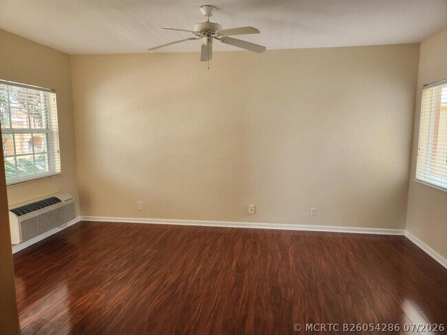 Photo - 8330 Mulligan Cir Unit B