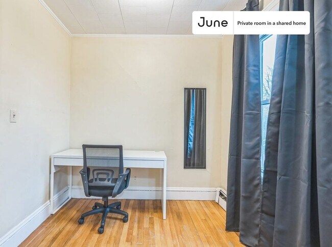 Photo - Room in Shared 4 bed/1 bath home Unit A