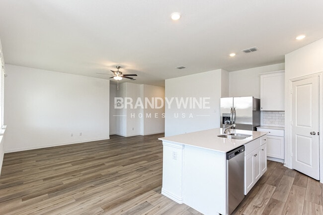 Photo - 341 Wentworth Dr