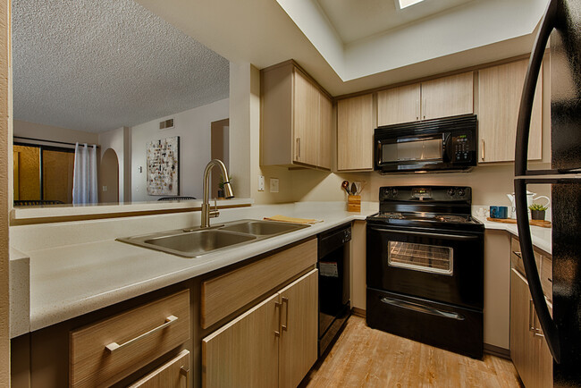 Renovated Kitchen - Avana at the Pointe Apartments