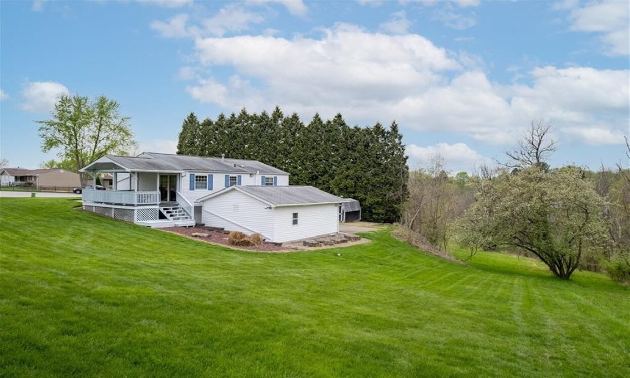 Photo - 2068 Robin Hood Dr