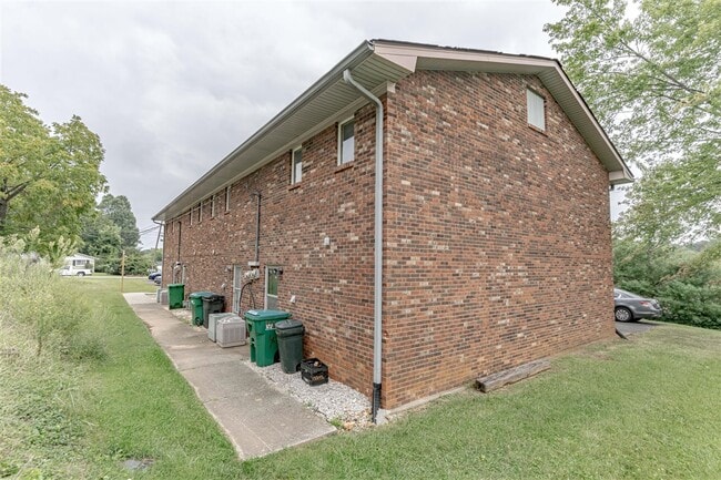 Photo - 1036 Ellen Dr