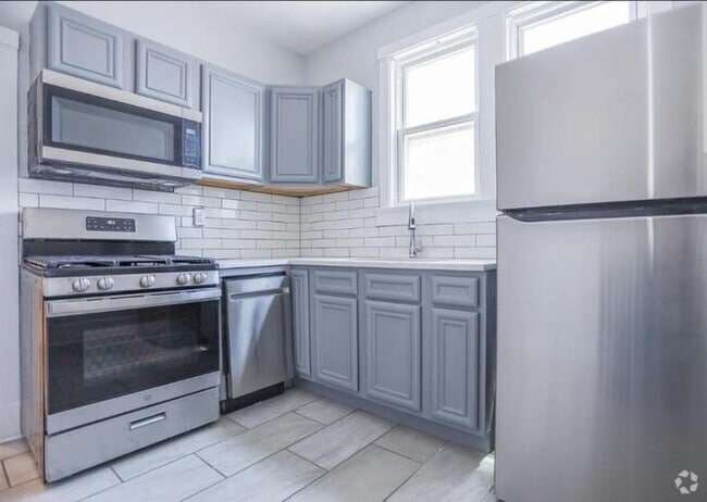 Building Photo - 1 bedroom in Chicago IL 60639 Unit 2 Rental