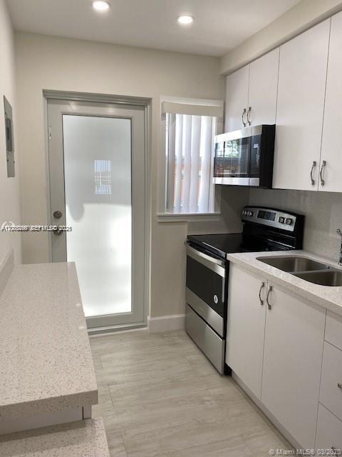 3530 SW 9th Terrace Unit 4