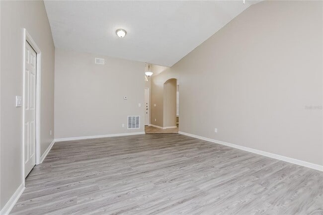 Photo - 17117 Woodcrest Way
