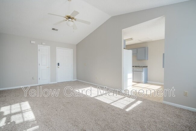 Photo - 82 Crosby Dr