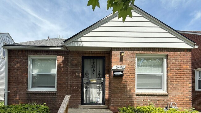 Renovated 3-Bedroom Home – Section 8 Welcome! - Renovated 3-Bedroom Home – Section 8 Welcome!