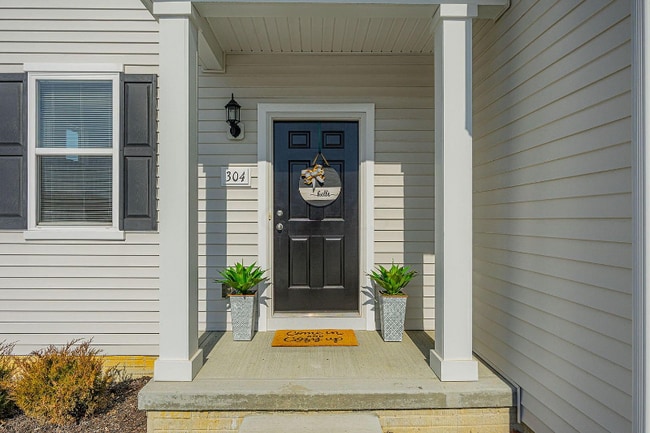 Photo - 304 Gray Fox Ct