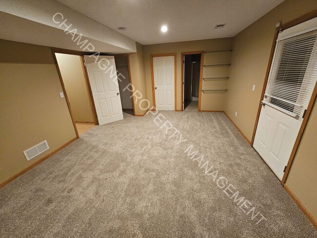 Photo - 6524/6528 NE 44th St Unit 6528