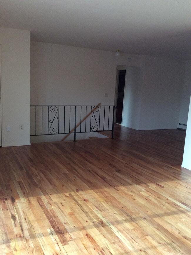 Lodi Court Apartments