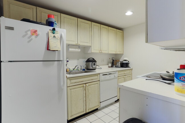 Photo - 1742 Washington St Unit 1