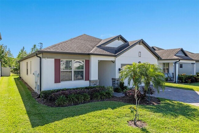 Photo - 985 Fallcreek Point