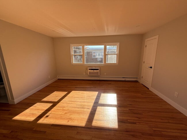 Photo - 14 Passaic Ave