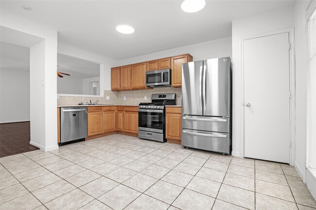 Photo - 29407 Legends Hill Dr
