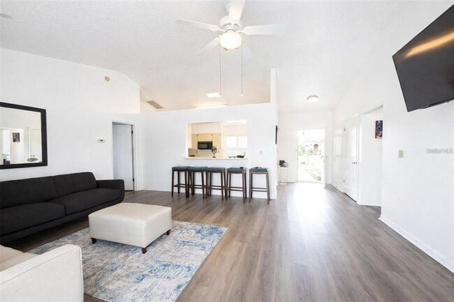 Photo - 138 Valentino Ct