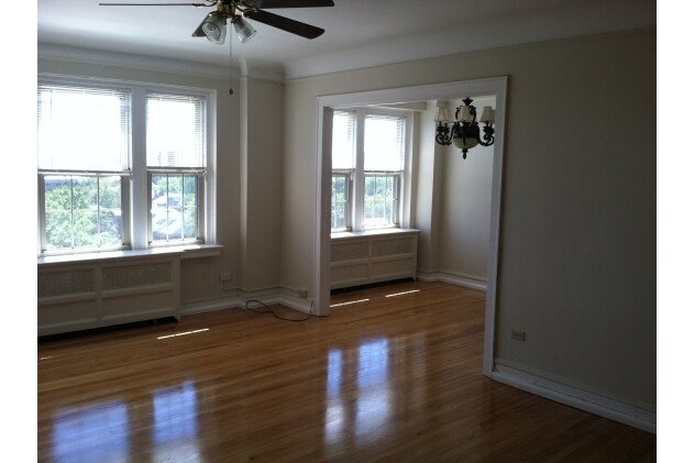Dining Room - Parkstone & Parkhurst Apartments