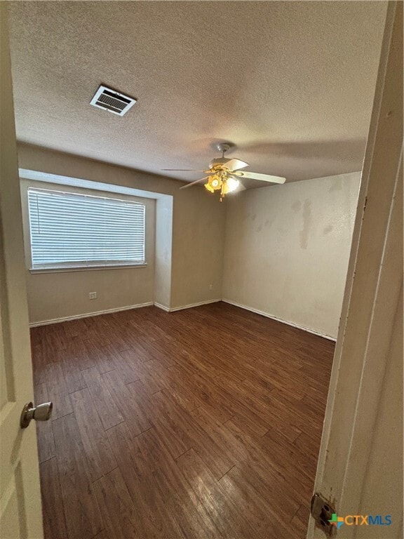 Photo - 843 Sagewood Trail