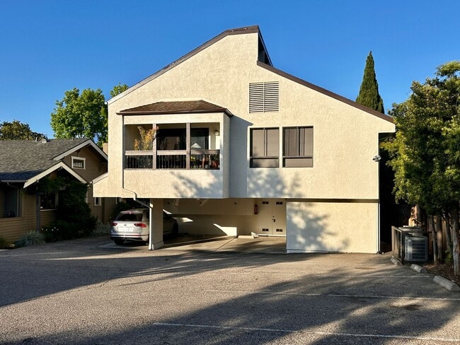 Photo - 1616 Chapala St Unit 1616 Chapala St- Apartment B