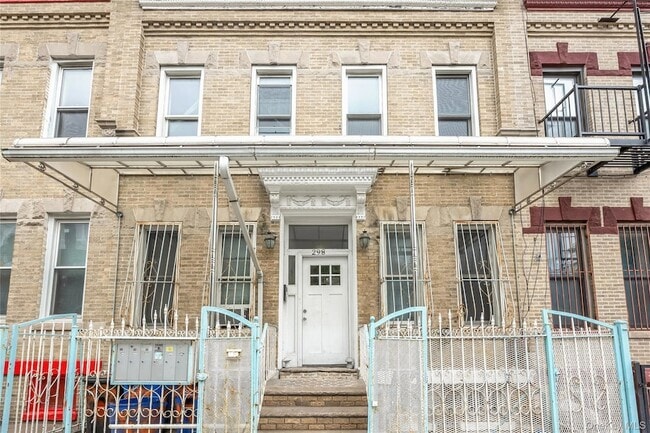 Building Photo - 298 Cooper St Unit 2R