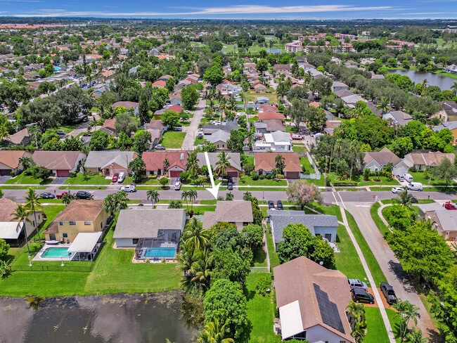 Photo - 9610 Dunhill Dr