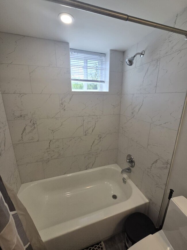 Photo - Keystone Manor Apartments Unidad A201