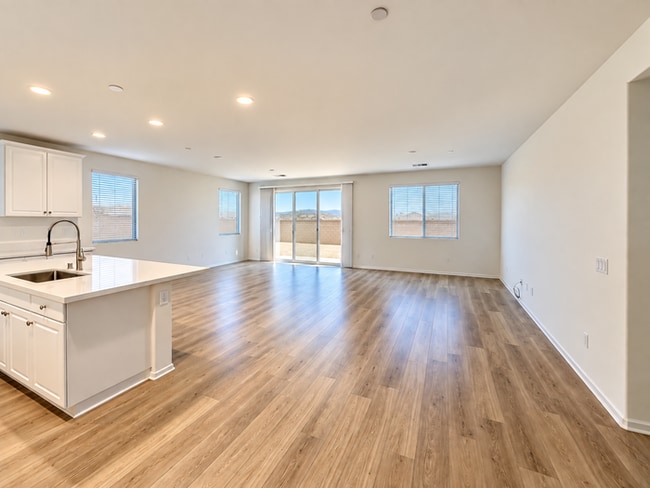 Discover A Hidden ...Modern Gem in West Lancaster's Developing Community!