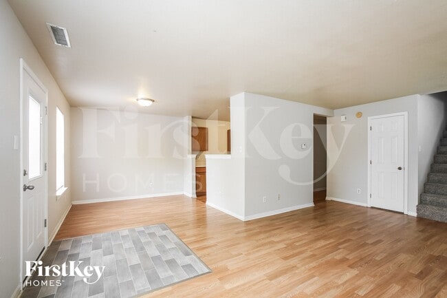 Photo - 16773 Lowell Dr