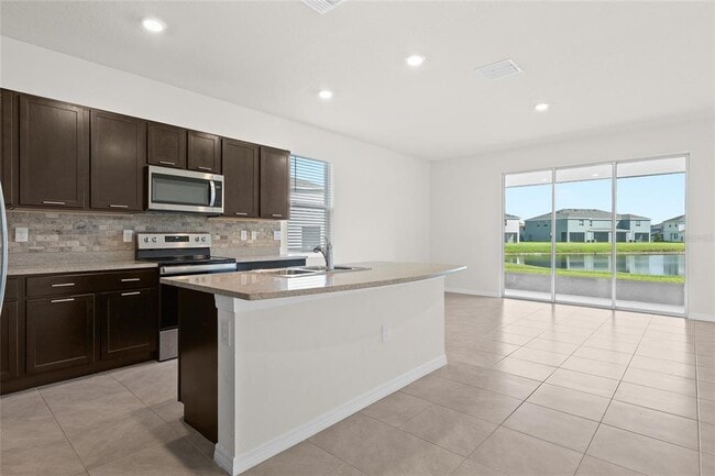 Photo - 11407 Planetree Pl