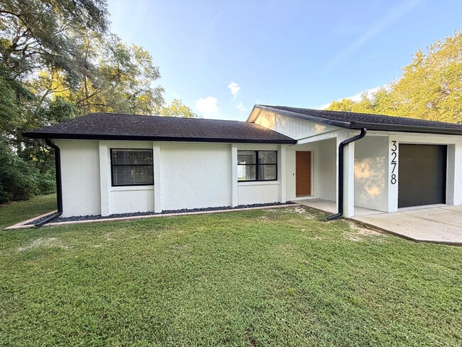 Building Photo - 3278 E Crown Dr Rental