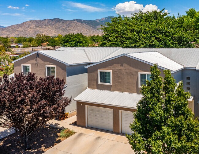 Zia Townhomes Townhomes for Rent Albuquerque, NM