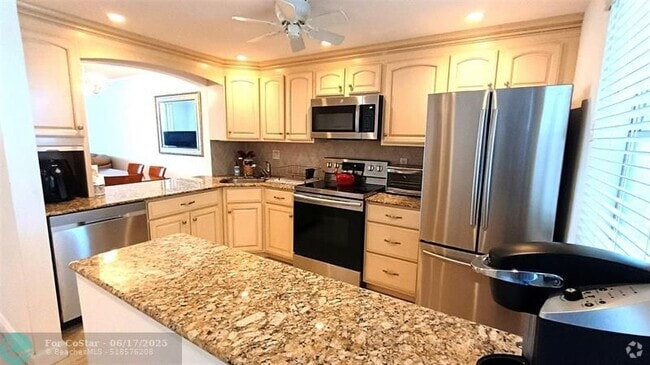 Building Photo - 777 S Federal Hwy Unit G315 Rental