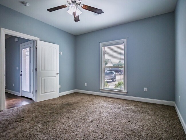 Photo - 4BR/4.5BA For Rent