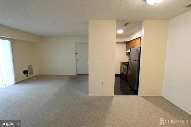 1105 Aspen Dr