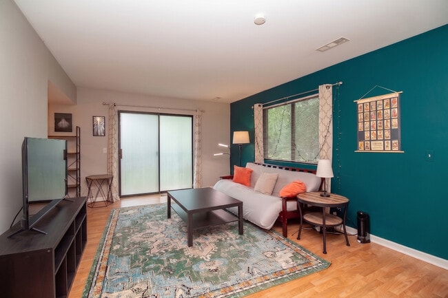 Photo - 197 Uteg St