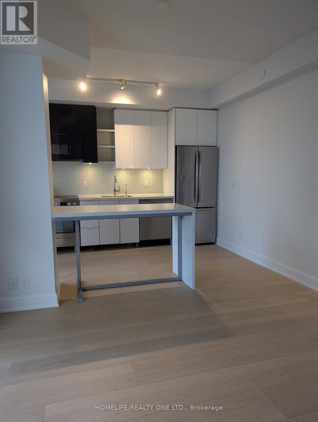 Photo - 33 Shore Breeze Dr Unit 3108