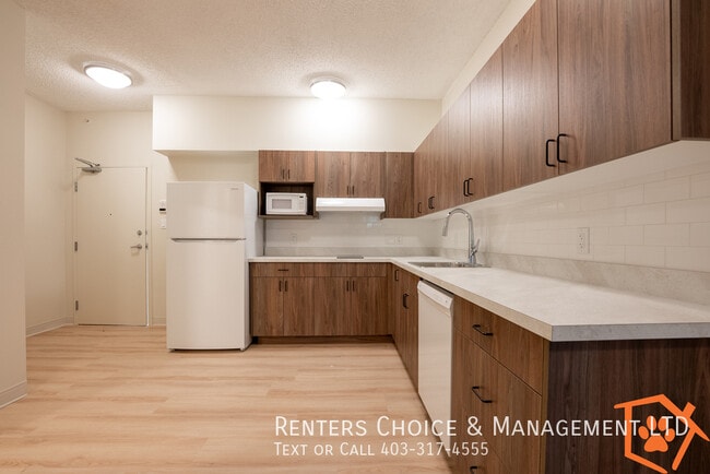 Photo - SENIOR LIVING In The Edwards, 2 Bedroom Pet Friendly