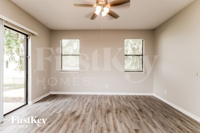 Photo - 1521 Clapton Dr