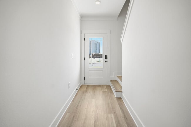 Photo - 105 Foxtail Wy