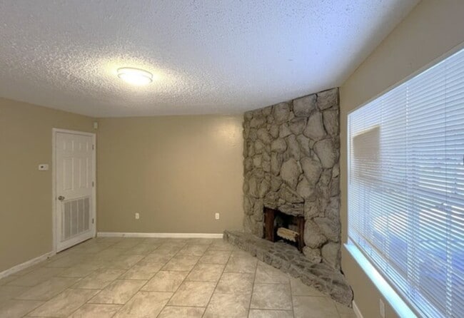 Photo - 1012 Seville Ave